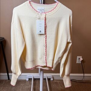 Willow & Wind Cream Cropped Cardigan with Pink Accents